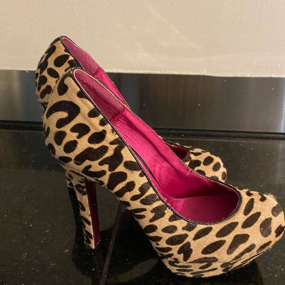 Size 8 - Picture 5 of 5